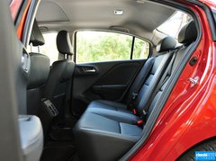2016款 1.5L CVT 豪华型