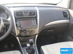 2016款 1.6L 手动尊贵型