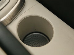 2016款 1.6L CVT尊贵型