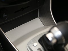 2016款 1.6L CVT尊贵型
