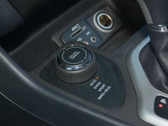 2016款 2.4L 优越版