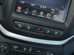 2016款 2.4L 优越版