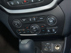 2016款 2.4L 优越版