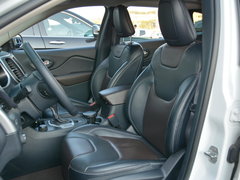 2016款 2.4L 优越版