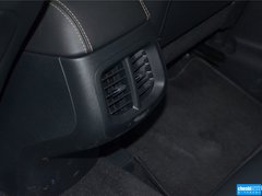 2016款 2.4L 专业版智能包
