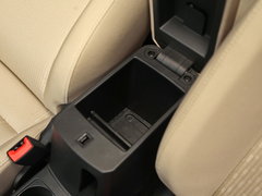 2016款 1.6L 自动尊贵型