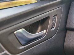 2016款 1.6L 自动尊贵型