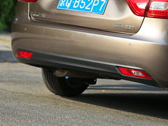 2016款 1.6L 自动尊贵型