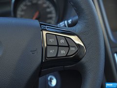 2016款 1.6L 自动尊享型