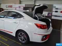2015款 1.8T 自动精英版