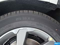 2015款 1.8T 自动精英版
