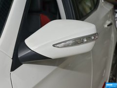 2015款 2.0T 自动豪华版