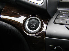 2016款 1.5T 手动领先型