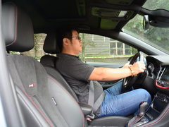 2016款 两厢GS 20T 双离合纵情运动型