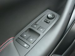 2016款 两厢GS 20T 双离合纵情运动型