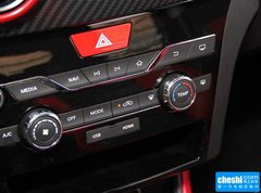 2015款 1.5L 手动标准版