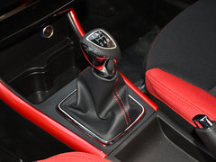 2015款 1.5L 手动标准版