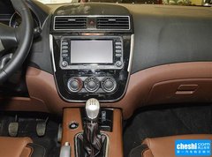 2016款 1.6L 尊享型