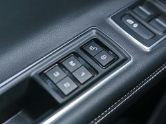 2016款 XF 3.0T 四驱S高性能版