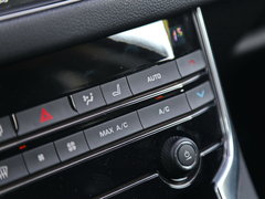 2016款 XF 3.0T 四驱S高性能版