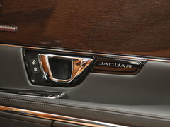 2016款 XJL 3.0 SC四驱旗舰商务版