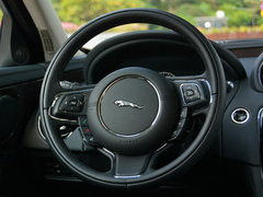 2016款 XJL 3.0 SC四驱尊享商务版