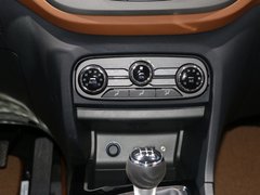 2016款 1.5T 手动凯旋版