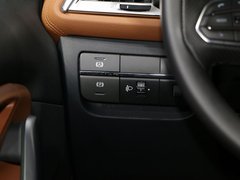2016款 1.5T 手动凯旋版