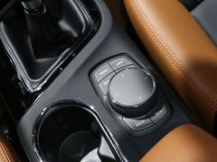 2016款 1.5T 手动凯旋版