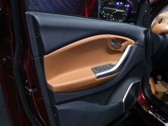 2016款 1.5T 手动凯旋版