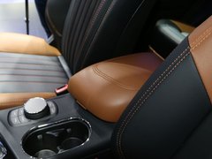 2016款 1.5T 手动凯旋版