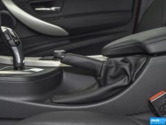 2016款 320i 时尚型
