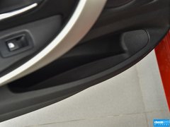 2016款 320i 时尚型