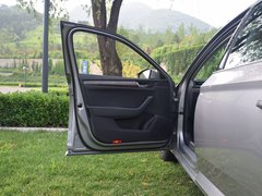 2016款 380TSI DSG尊行版