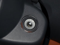 2016款 1.5L 手动精英型国IV