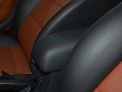 2016款 1.5L 手动精英型国IV