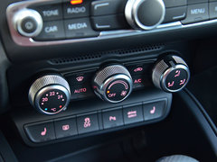 2016款 30 TFSI Sportback S Line运动版