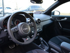2016款 30 TFSI Sportback S Line运动版