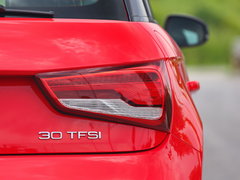 2016款 30 TFSI Sportback S Line运动版