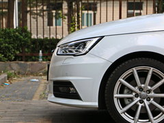 2016款 30 TFSI Sportback S Line运动版