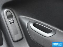 2016款 爱丽舍1.6L 自动舒适型