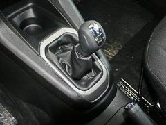 2016款 爱丽舍1.6L 手动时尚型
