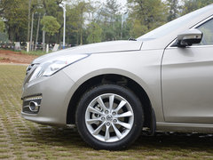 2016款 1.6L CVT尊享型