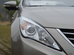 2016款 1.6L CVT尊享型