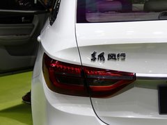 2016款 1.5L 手动豪华型