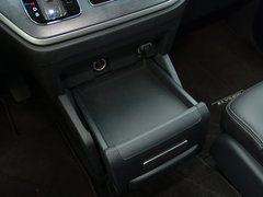 2016款 2.4L 至尊版