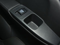 2016款 2.4L 至尊版