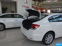 2016款 220TURBO 自动尊耀版