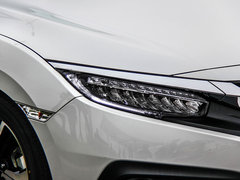 2016款 220TURBO 自动尊耀版