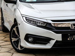 2016款 220TURBO 自动尊耀版